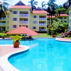 Lulu Bell Mystic Ridge @73 Apartment. , Ocho Rios Jamaica